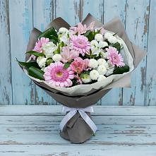 Букет цветов из:  Герберы, Альстромерии и Хризантемы в Красный Октябрь