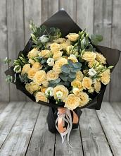 Букет цветов из:  Розы и Лизиантусы #REPLACE_PRED# Красный Октябрь