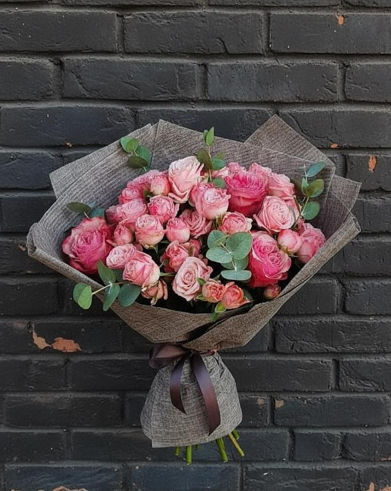 Букет цветов из: Розы в Красный Октябрь