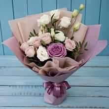 Букет цветов из:  Розы и Лизиантусы в Красный Октябрь