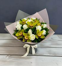 Букет цветов из:  Орхидеи и Розы в Красный Октябрь