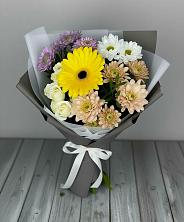 Букет цветов из:  Розы, Герберы и Хризантемы в Красный Октябрь
