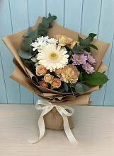 Букет цветов из:  Герберы и Хризантемы в Красный Октябрь