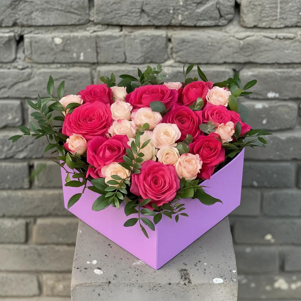 Цветочная композиция из Розы в коробке в Красный Октябрь