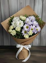 Букет цветов из:  Хризантемы и Розы в Красный Октябрь