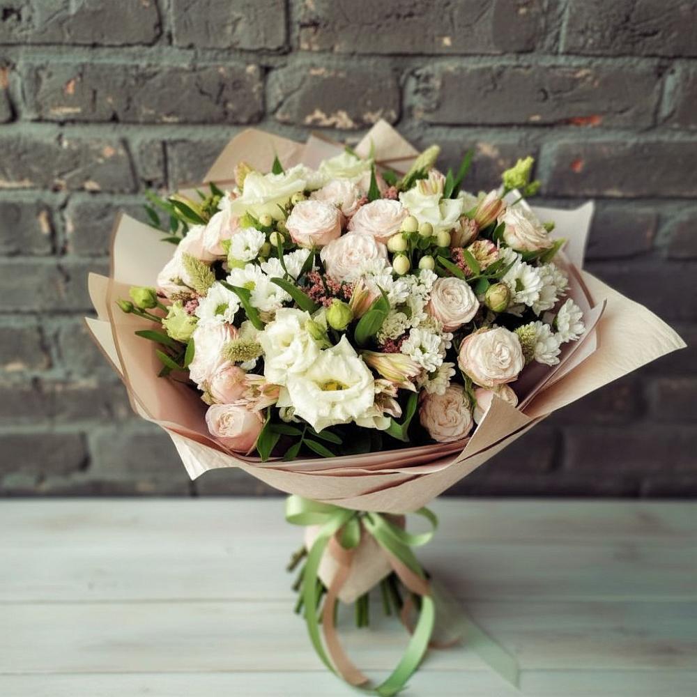 Букет цветов из: Альстромерии, Розы и Хризантемы в Красный Октябрь