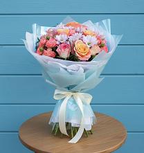 Букет цветов из:  Хризантемы и Розы в Красный Октябрь