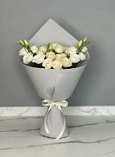 Букет цветов из:  Розы и Лизиантусы #REPLACE_PRED# Красный Октябрь