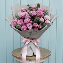 Букет цветов из:  Розы #REPLACE_PRED# Красный Октябрь